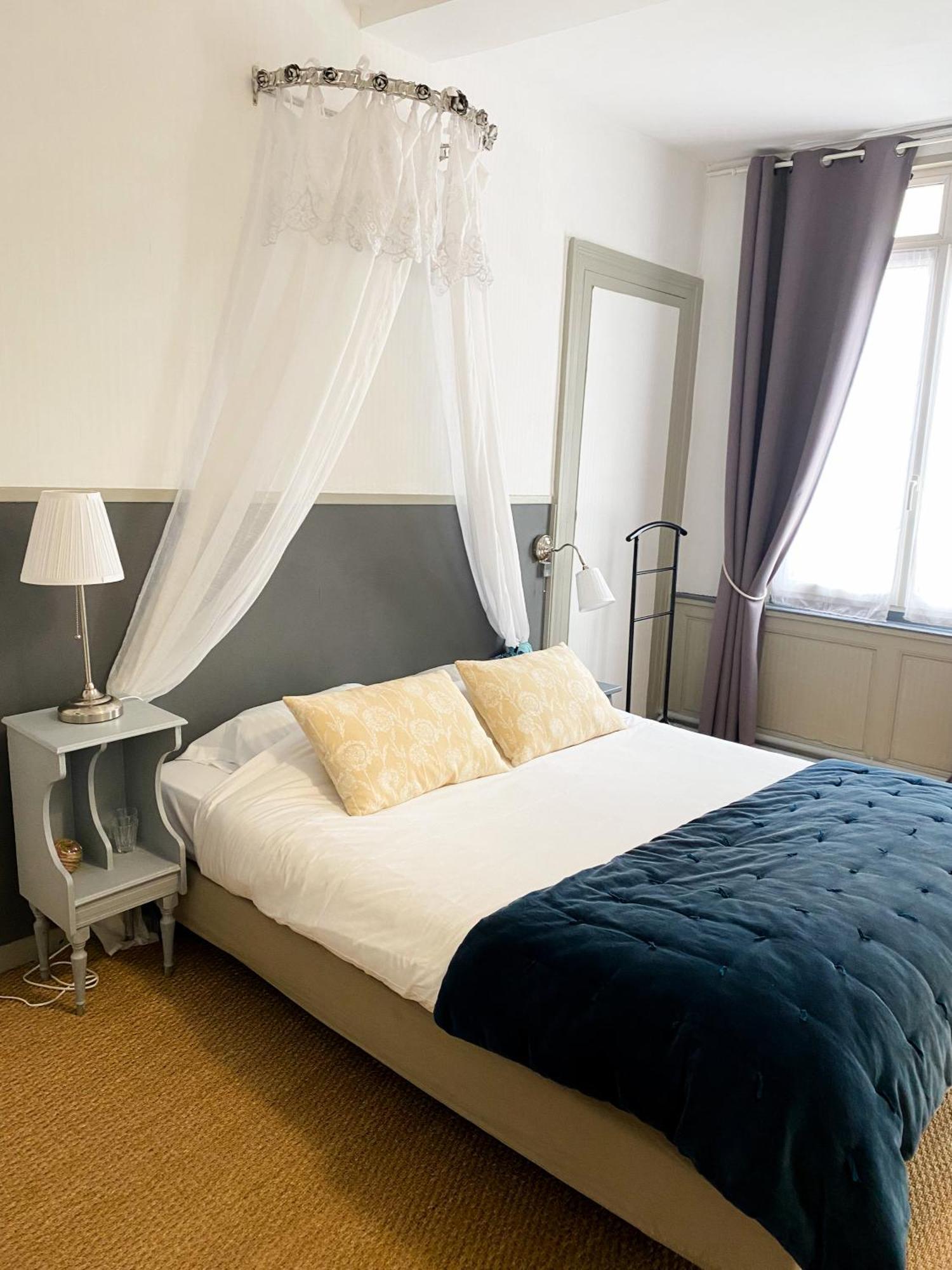 Chambres D'Hotes La Villa Alienor Les Andelys Zewnętrze zdjęcie