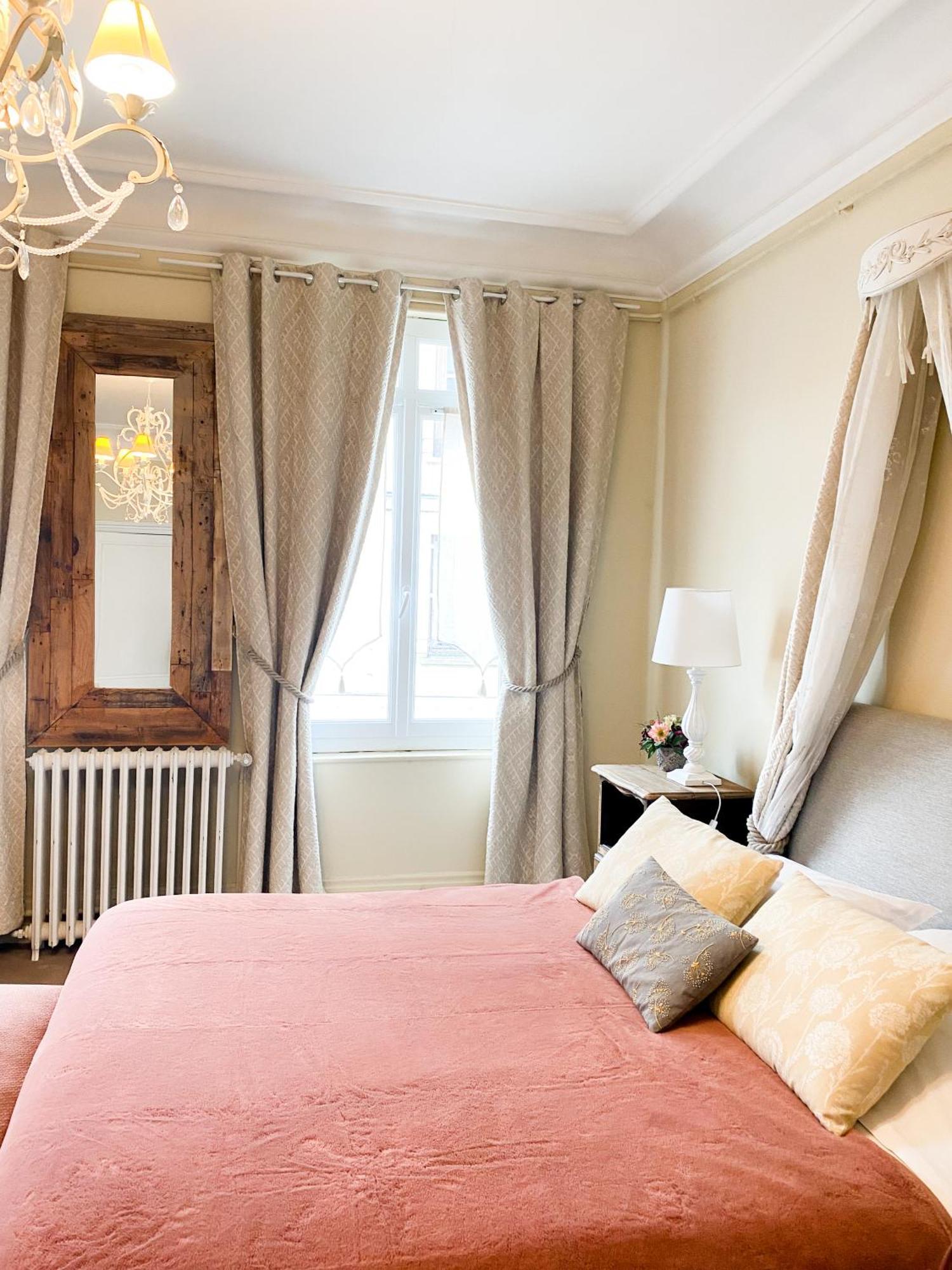 Chambres D'Hotes La Villa Alienor Les Andelys Zewnętrze zdjęcie